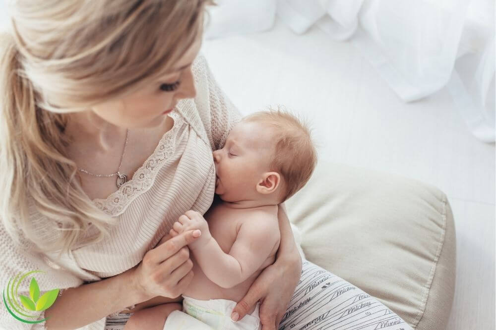 راه های افزایش شیر مادر در طب سنتی
