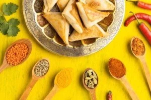 راز محبوبیت غذا های فست فودی با ادویه های ترکیبی ویژه