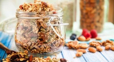 چرا باید گرانولا را در برنامه غذایی خود قرار دهید؟