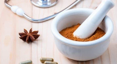 درباره دکتر غلامرضا کرد افشاری؛ متخصص طب سنتی