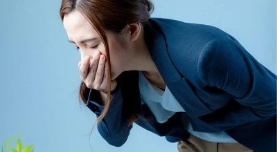 دلایل و راه های درمان حالت تهوع